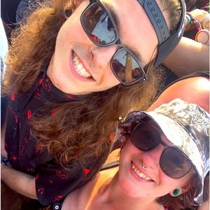 Meet your Posher, Brooke